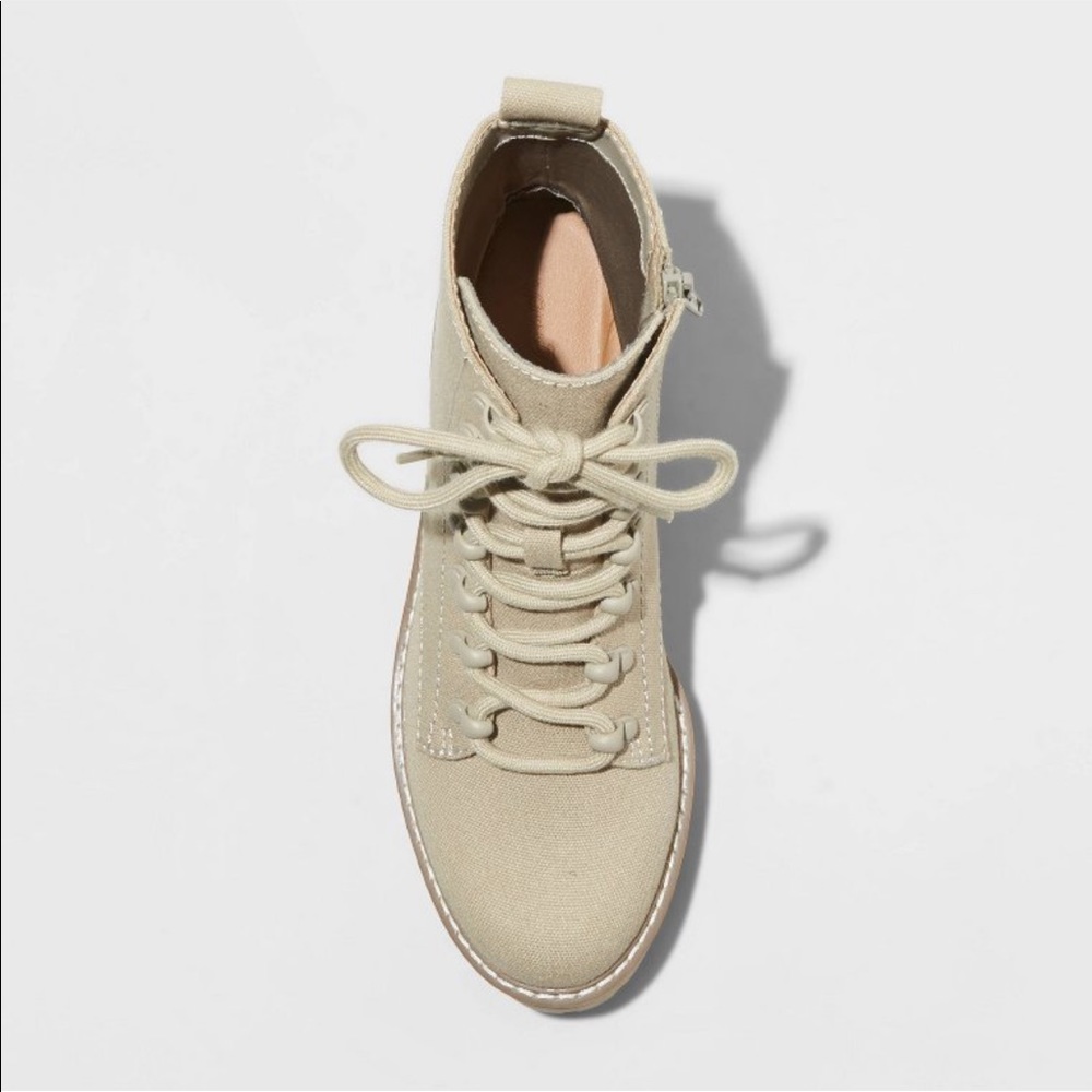 Women’s Parker Lace-up Combat boots Universal Thread Color Tan - Picture 4 of 6